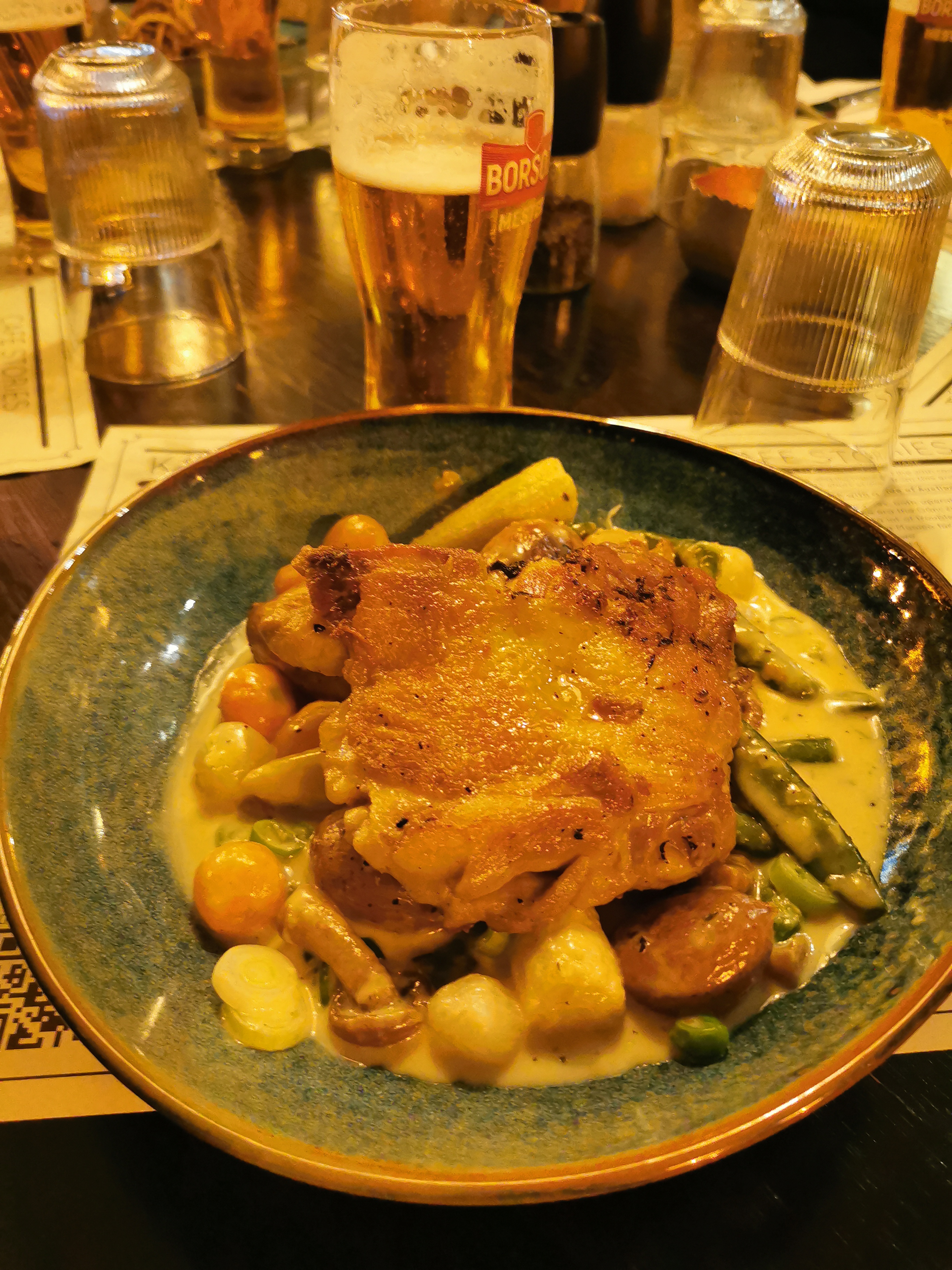 鸡块+土豆+嫩玉米+豌豆+啤酒🍺